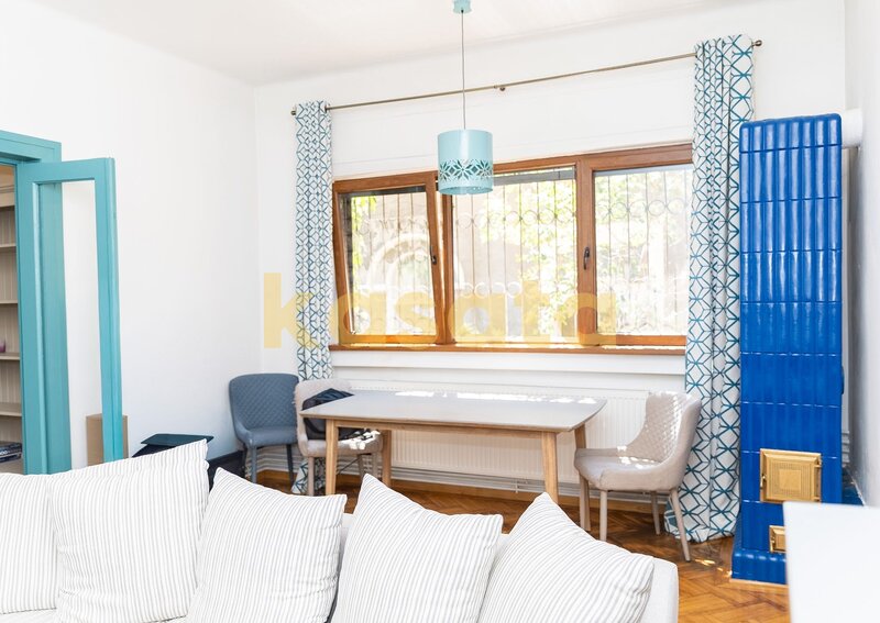 Popa Nan, ap. 2 camere 80 mp in vila lux renovat, fara risc, boxa.