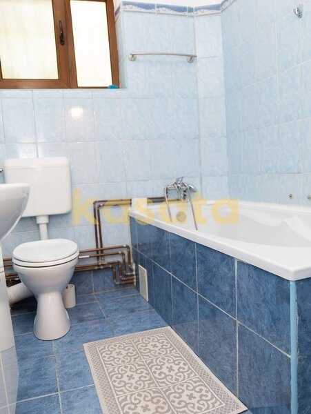 Popa Nan, ap. 2 camere 80 mp in vila lux renovat, fara risc, boxa.