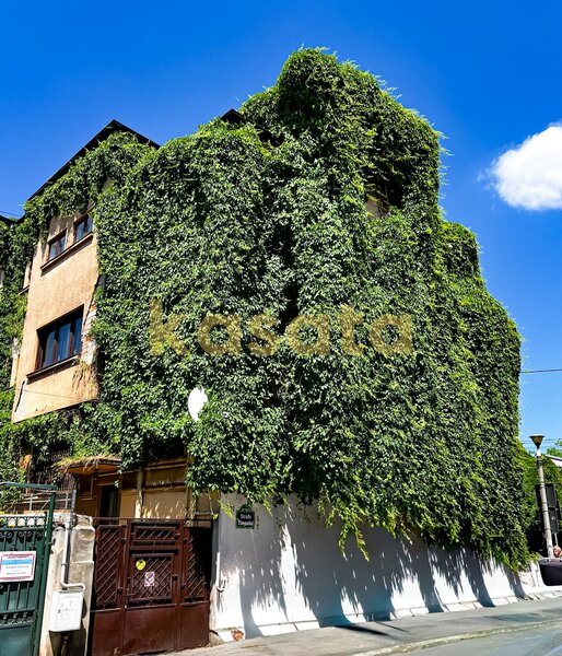 Popa Nan, ap. 2 camere 80 mp in vila lux renovat, fara risc, boxa.